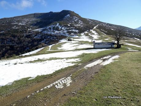 Regla de Naviego-Brañas de Regla-El Cuervu-La Madalena-Brañas de Palacio