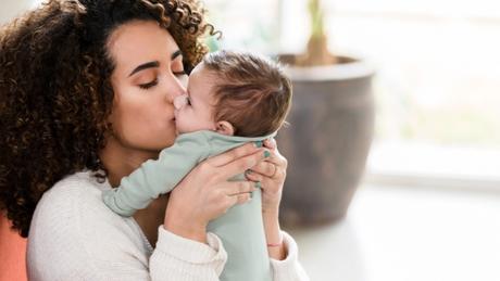 10 imprescindibles para una mamá primeriza: todo lo que necesitas saber 10 imprescindibles para una mamá primeriza: todo lo que necesitas saber