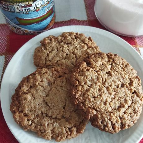 Galletas con copos de avena y canela