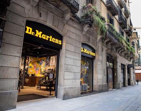 Dr. Martens abre su segunda tienda de zapatos en Barcelona