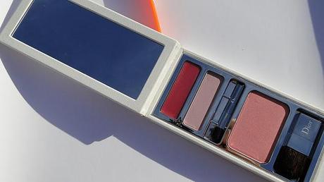 Ajusten sus cinturones, éste es el vuelo de Dior.