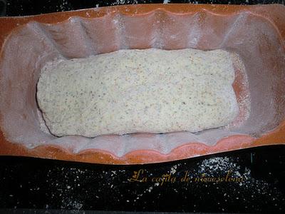 Pan de mostaza y eneldo