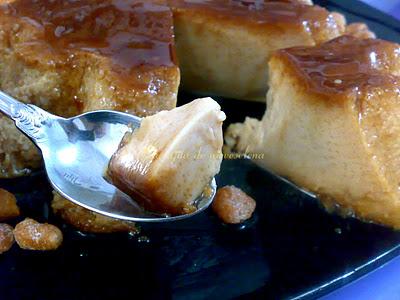 Flan de turrón de cacahuetes
