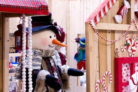 Snowman at the Mall (Nicosia, Cyprus)