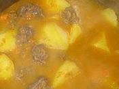 menú día: Patatas guisadas carne