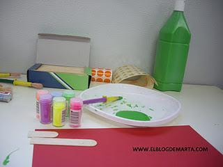 PORTADA  TRABAJOS NAVIDAD (ARBOL CON MANITAS)