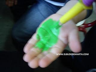 PORTADA  TRABAJOS NAVIDAD (ARBOL CON MANITAS)