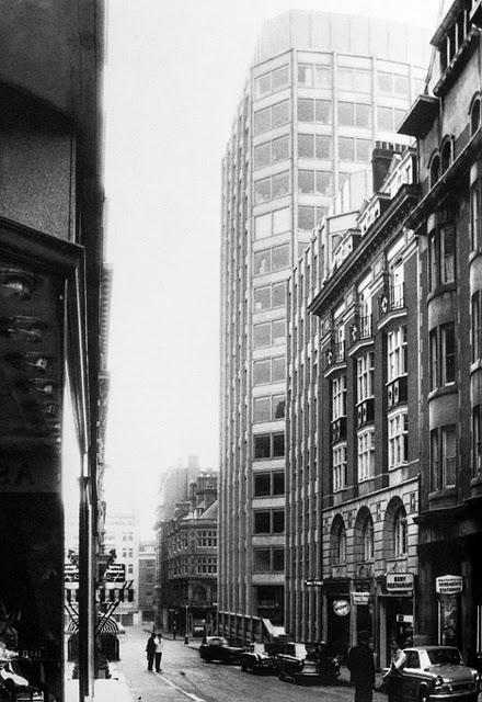 El edificio que mató el Movimiento Moderno