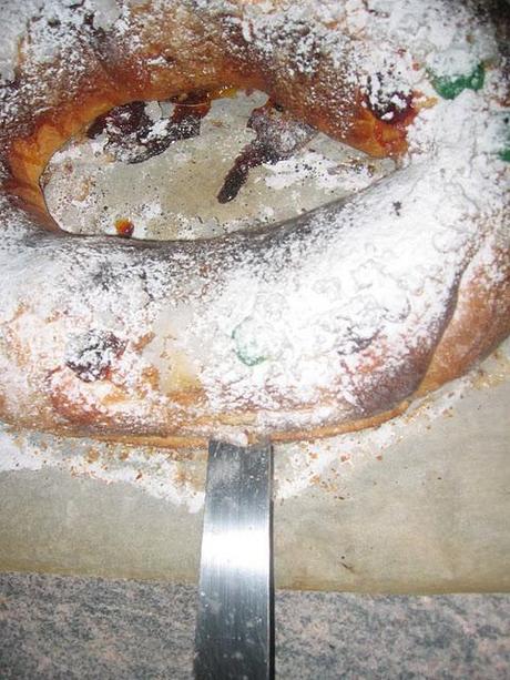 Rosca o roscon de Reyes relleno Rosca o roscon de Reyes relleno