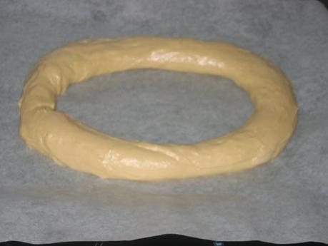 Rosca o roscon de Reyes relleno Rosca o roscon de Reyes relleno