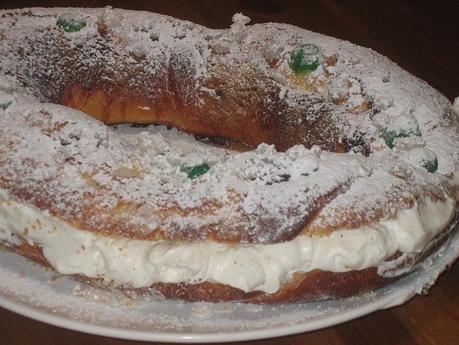 Rosca o roscon de Reyes relleno Rosca o roscon de Reyes relleno