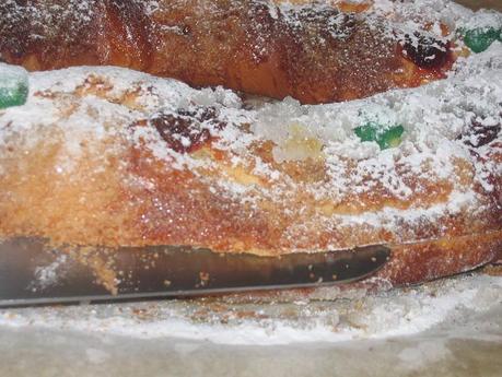 Rosca o roscon de Reyes relleno Rosca o roscon de Reyes relleno