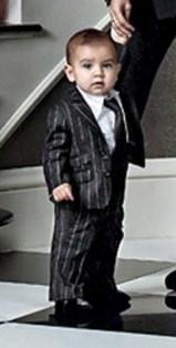 Mason Dash Disick Kardashian, un mini-ejecutivo en la felicitación de Navidad de sus padres