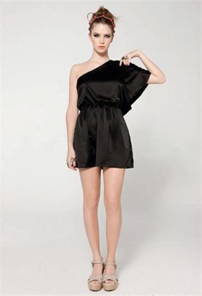 El viejo se despide, el nuevito llega...FELIZ AÑO NUEVO PARA TODAS!!!