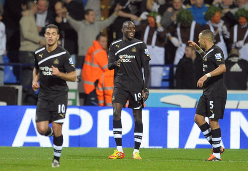 Ben Arfa y Demba Ba sentencian al Bolton