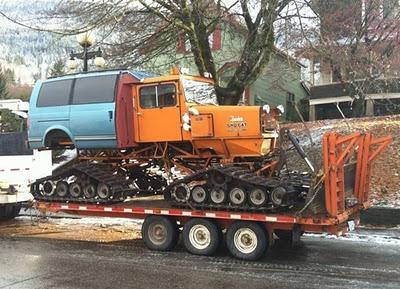 Monstruoso vehiculo oruga