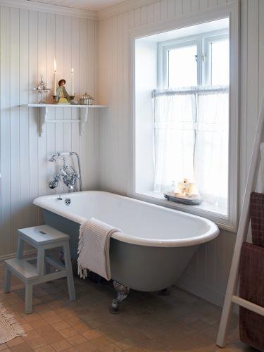 velas en navidad rústico moderno en blanco estilo shabby chic estilo nórdico elementos decorativos de navidad detalles navideños naturales decoración navideña decoración escandinava decoración en blanco decoración de interiores 