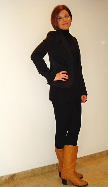 Siguiendo el estilo de..............