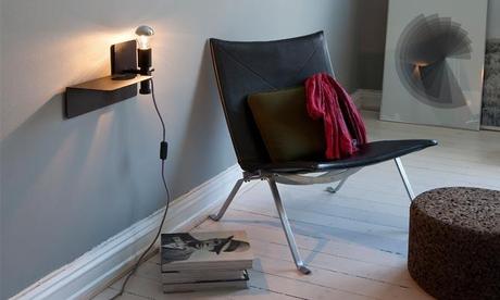 LÁMPARA DE PARED / Wall lamp.