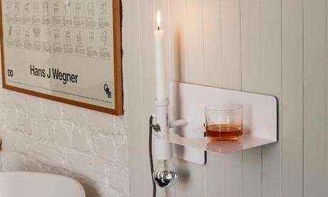 LÁMPARA DE PARED / Wall lamp.