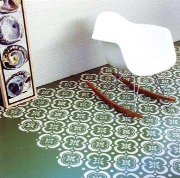 SUELO PINTADO / Painted floor.