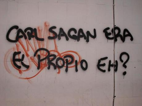 Un grafiti para Carl Sagan.