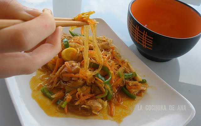 YAKISOBA (Fideos japoneses)