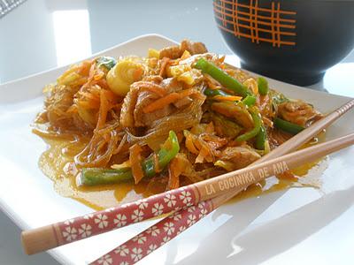 YAKISOBA (Fideos japoneses)