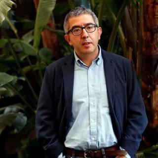 De mirarse en el espejo