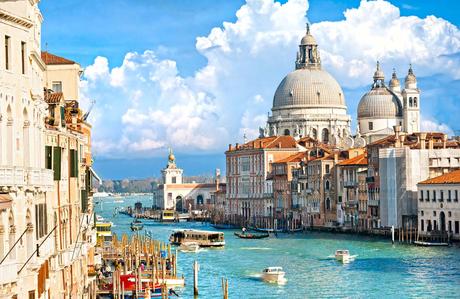 Descubriendo el encanto eterno de Venecia: Una guía completa de la ciudad de los canales