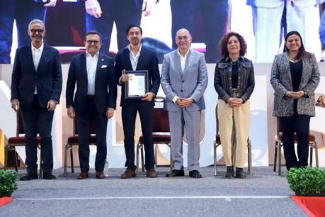 Exitosa Feria de Proveeduría en San Luis Potosí Impulsa Relaciones Comerciales