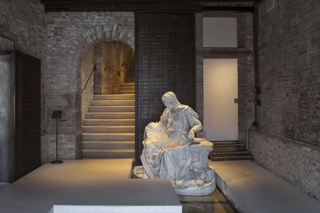 The Venice Venice Hotel: el diseño y la iluminación al servicio de la recuperación de un palacio histórico