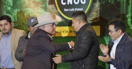 Ricardo Gallardo Promete Impulso al Sector Ganadero en Convención de la Conag