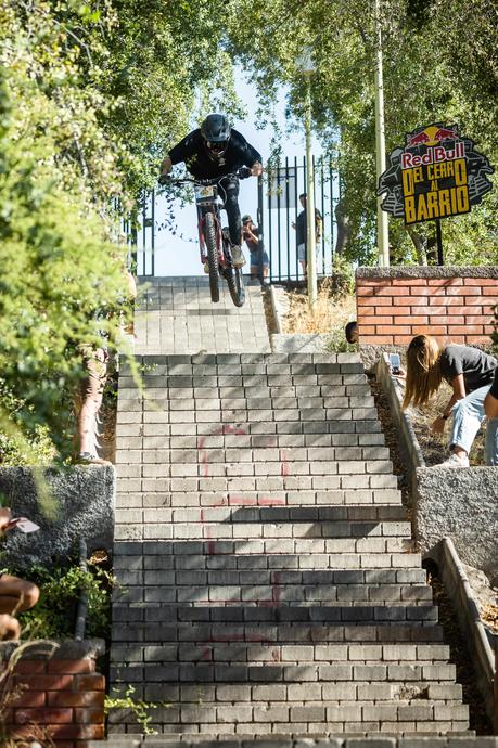 Clasificatorias a «Red Bull Del Cerro al Barrio» entran en recta final con solo dos carreras por disputarse Del Cerro al Barrio (3)