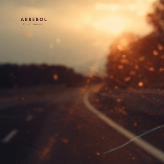 LLUVA - ARREBOL LLUVA - ARREBOL