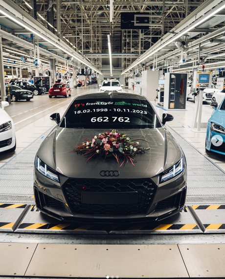 Un Audi TTS Coupé Quattro es el úlimo de las 662.762 unidades producidas en 25 años Un Audi TTS Coupé Quattro es el úlimo de las 662.762 unidades producidas en 25 años