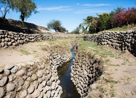 Los acueductos subterráneos de Cantalloc creados por la cultura Nazca en Perú Los acueductos subterráneos de Cantalloc creados por la cultura Nazca en Perú