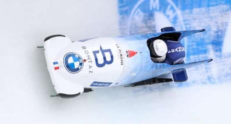 12 experiencias originales para hacer en el resort ARA Carrera de bobsleigh en La Plagne