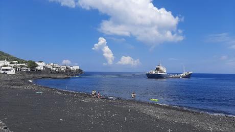 ISLAS EÓLIAS : STRÓMBOLI, LA ISLA SOÑADA
