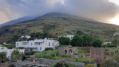 ISLAS EÓLIAS : STRÓMBOLI, LA ISLA SOÑADA