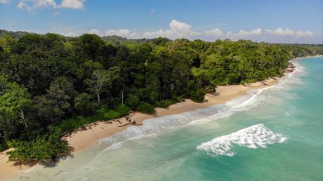 Lugar para practicar surf en la playa G-Land
