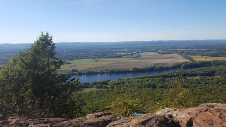 15 mejores cosas para hacer en South Hadley (MA) Vista desde el monte Holyoke