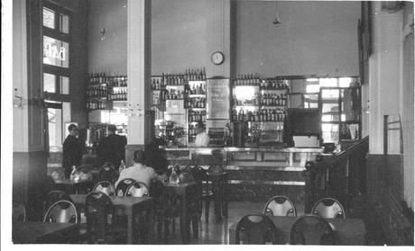 90 años de Bar El Velódromo y     un plato especial por década