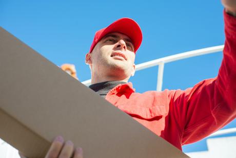 Top Courier presenta su servicio de Transportes Especiales