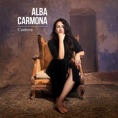 ALBA CARMONA: 'CANTORA'