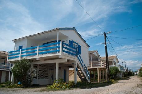 Explora el barrio de los chalets de Gruissan