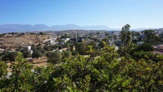 Vista sobre el pueblo de Pitsidia.