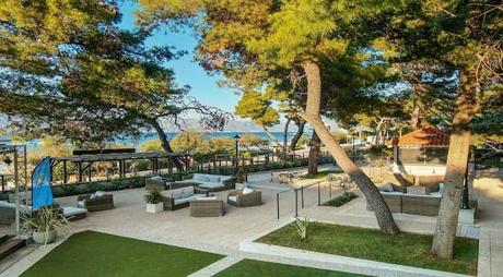 ¿Qué TUI SUNEO es el adecuado para mí? Los mejores destinos a precios inmejorables TUI Suneo Supetar Terraza