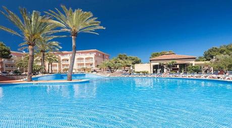 ¿Qué TUI SUNEO es el adecuado para mí? Los mejores destinos a precios inmejorables TUI SUNEO Piscina Jardín Verde