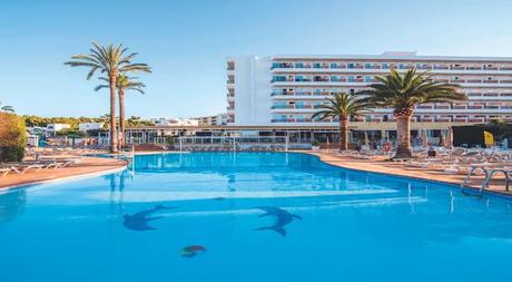 ¿Qué TUI SUNEO es el adecuado para mí? Los mejores destinos a precios inmejorables Ibiza TUI SUNEO Caribe complejo hotelero con piscina